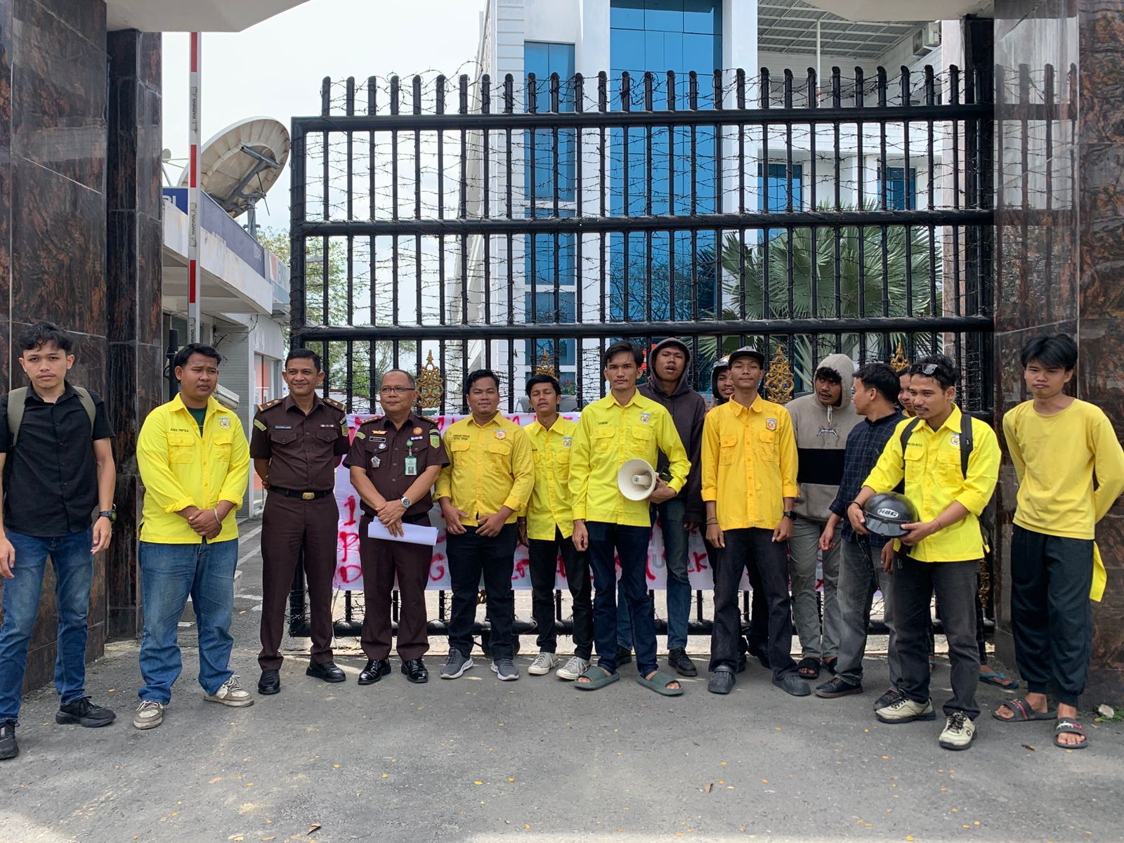 Persatuan Mahasiswa Labusel Desak Kejatisu Ambil Alih Kasus Korupsi Dinsos Rp 1,9 Miliar